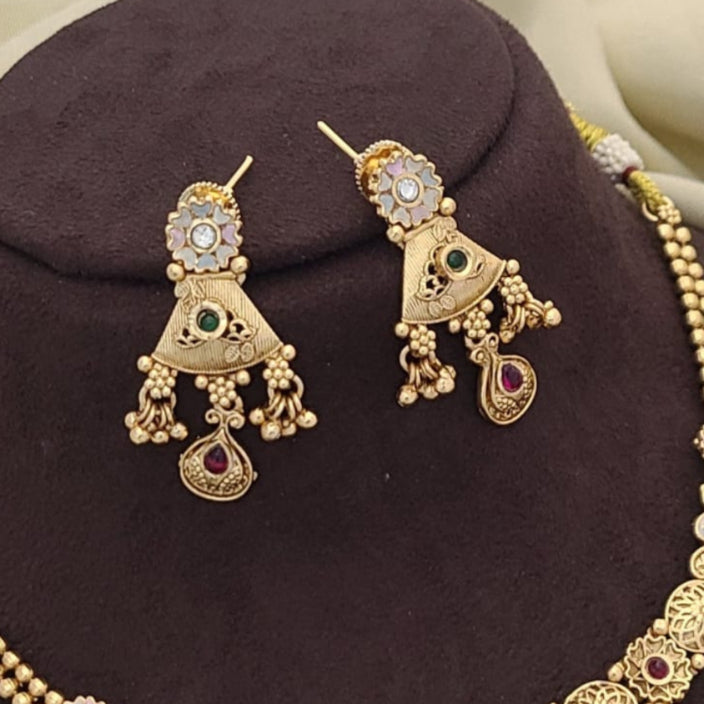 Necklace with Earrings NE005