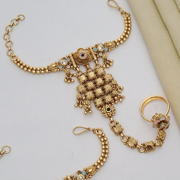 Golden Hand Harness (Pocha) HH009