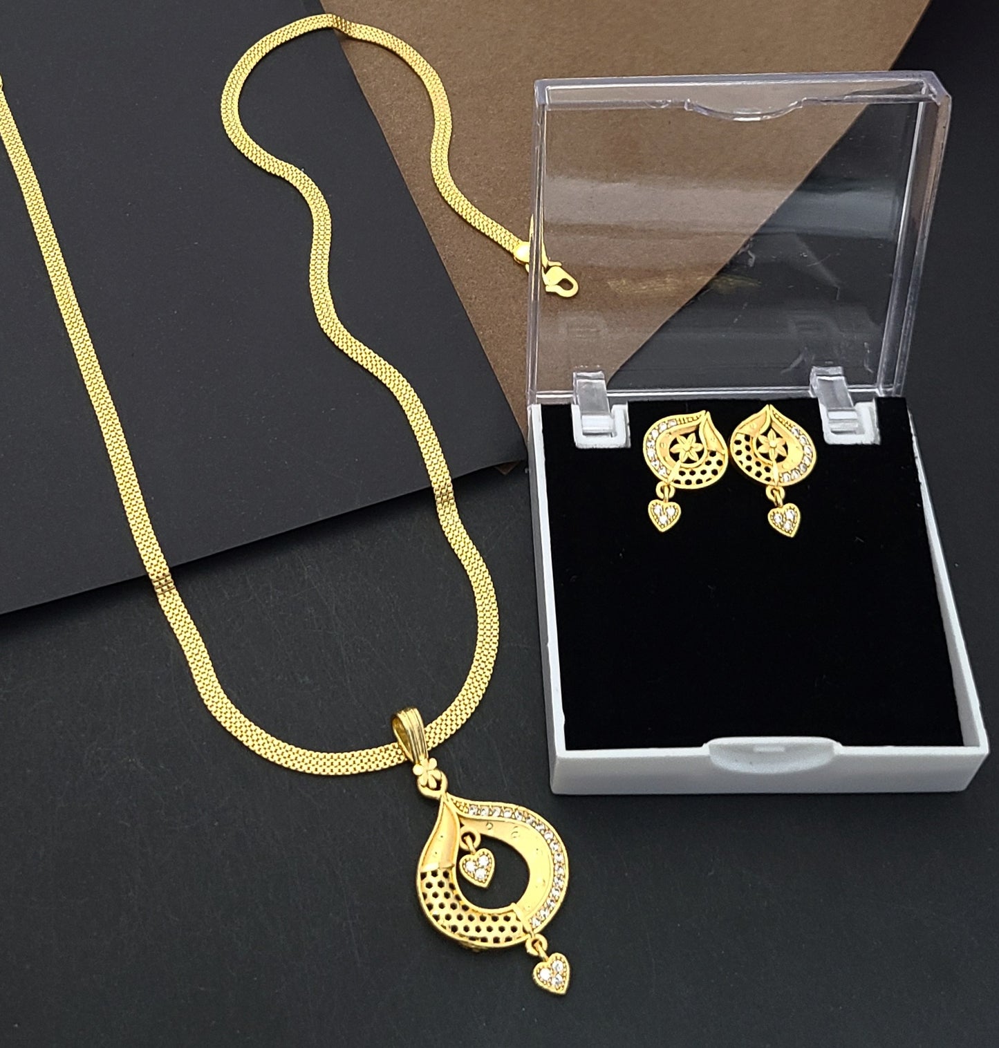 Elegant Gold-Plated Crescent Pendant Set with Heart Motifs