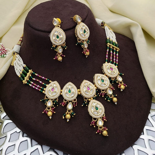 Heritage Necklace HN011