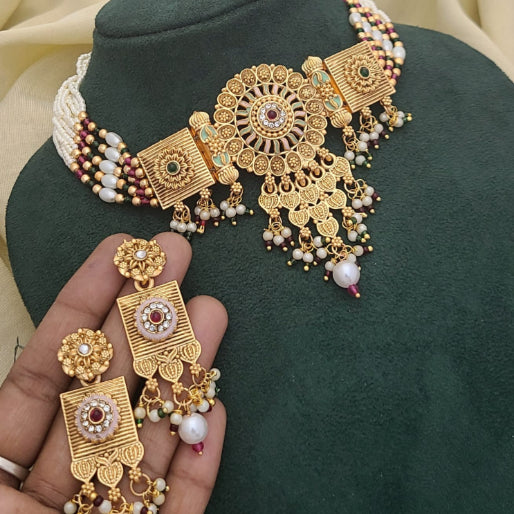 Heritage Necklace HN024