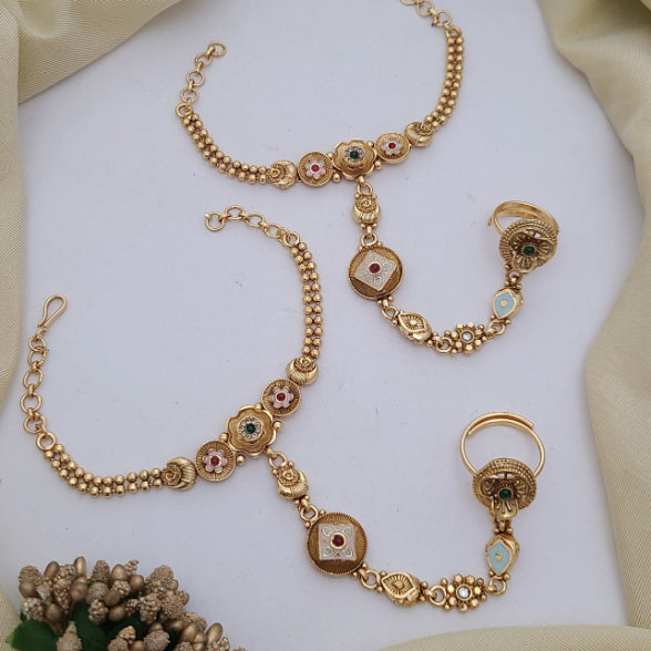 Golden Hand Harness (Pocha) HH019