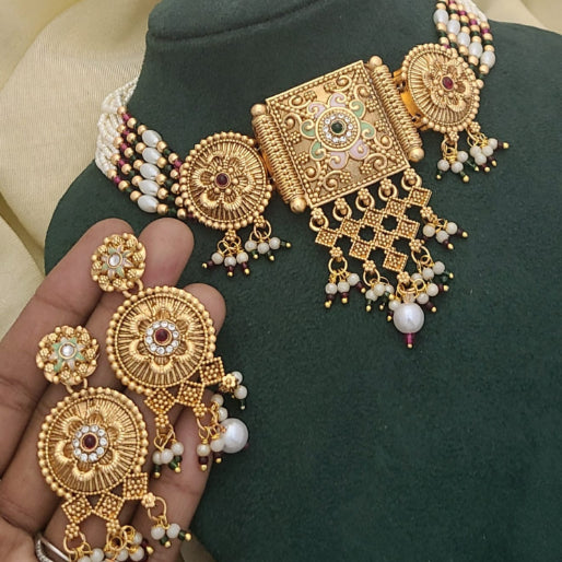 Heritage Necklace HN027