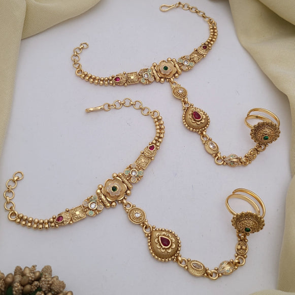 Golden Hand Harness (Pocha) HH037