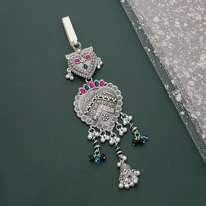 Traditional silver-colored Juda waist accessory with intricate floral and chain design, perfect for bridal and festive outfits