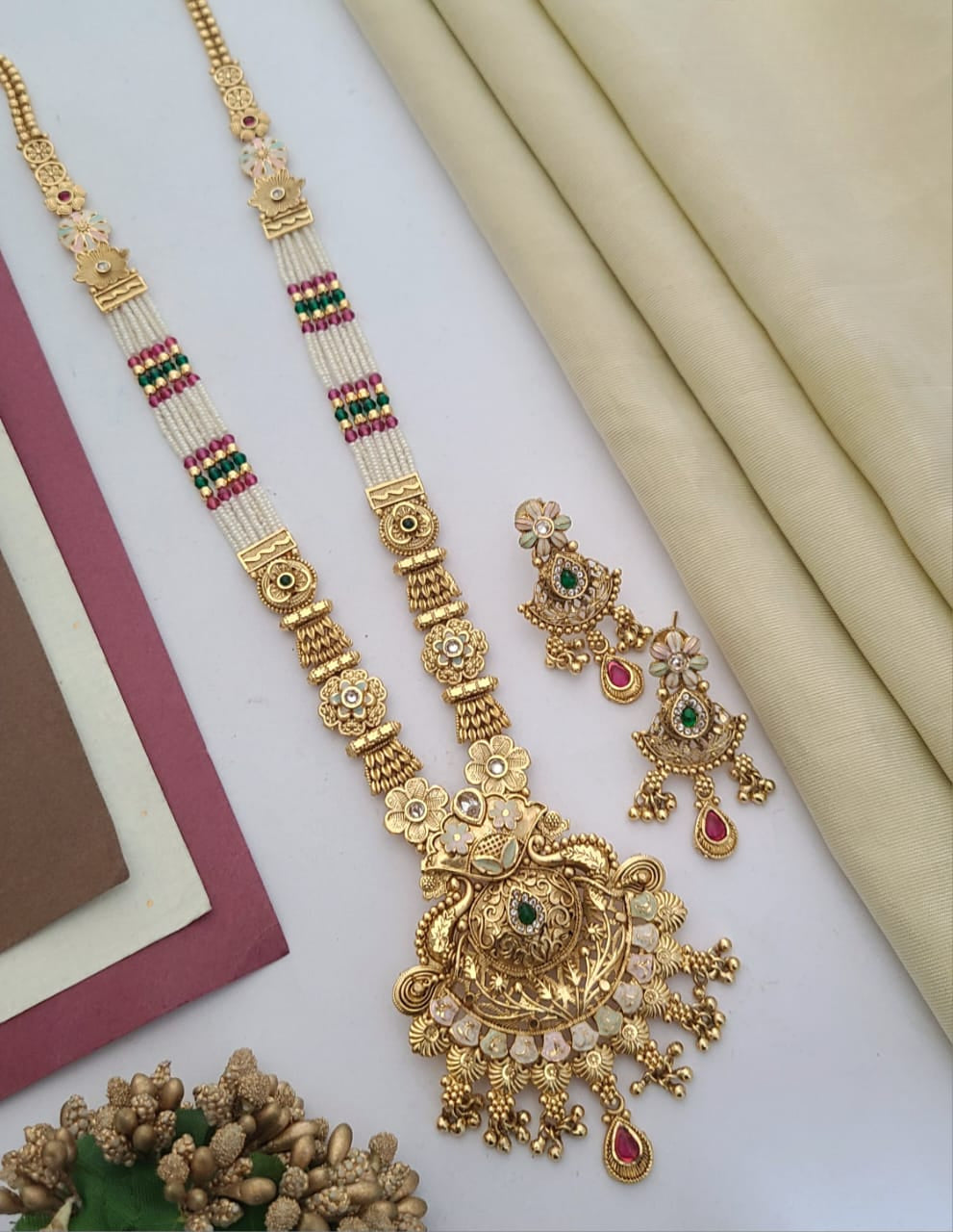 Antique Gold Temple Necklace Set with Pearl & Kundan Accents