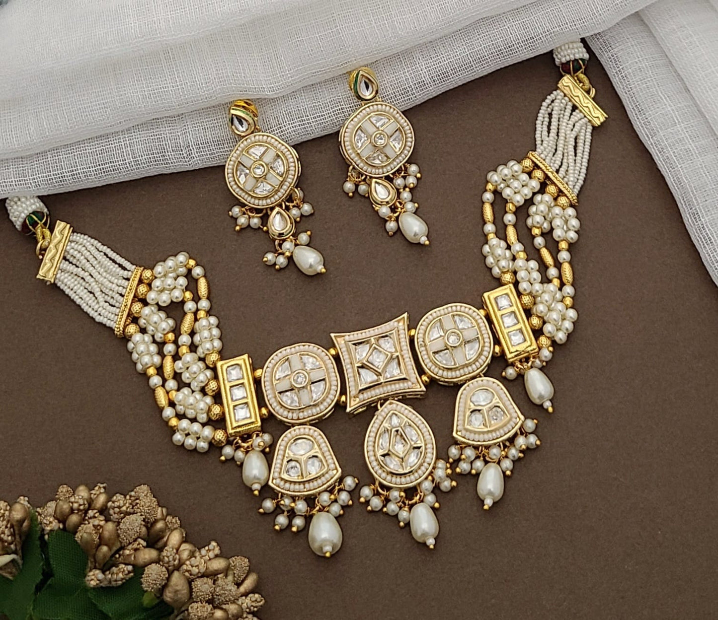 Elegant Kundan & Pearl Bridal Necklace Set