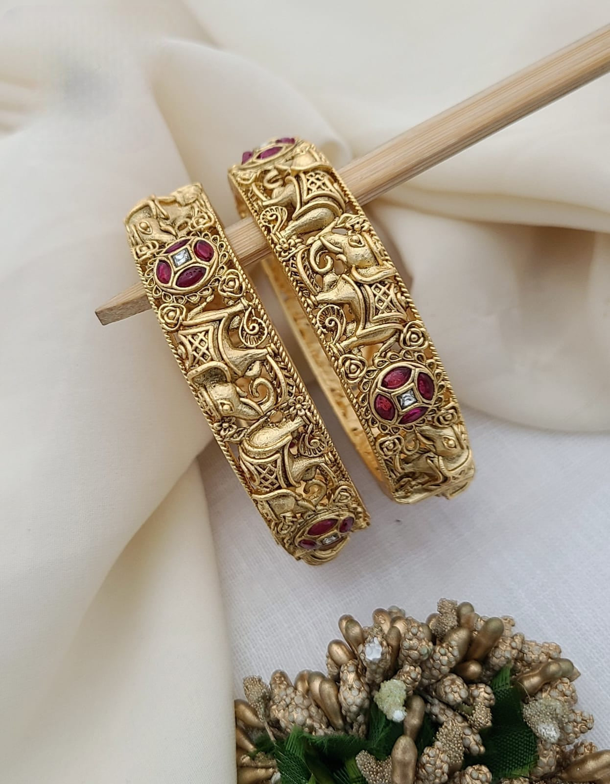 Antique Gold Elephant Motif Bangles with Kundan Accents