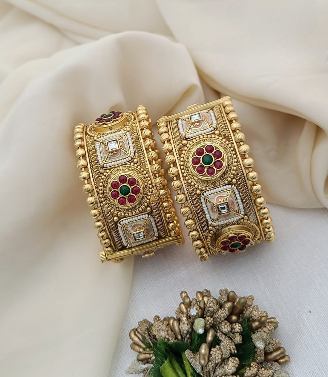 Grand Antique Gold Bangles with Kundan & Beaded Edging